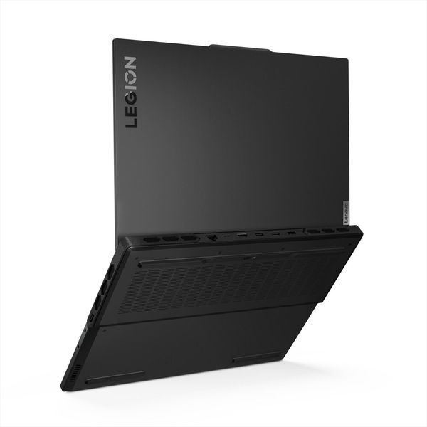 Ноутбук Lenovo Legion Pro 7 16IRX8H (82WQ002SUS) 82WQ002SUS фото