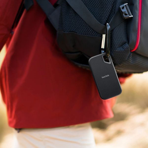 SSD накопичувач SanDisk Extreme Go Portable SSD 1TB (SDSSDE52-1T00-AC46) SDSSDE52-1T00-AC46 фото